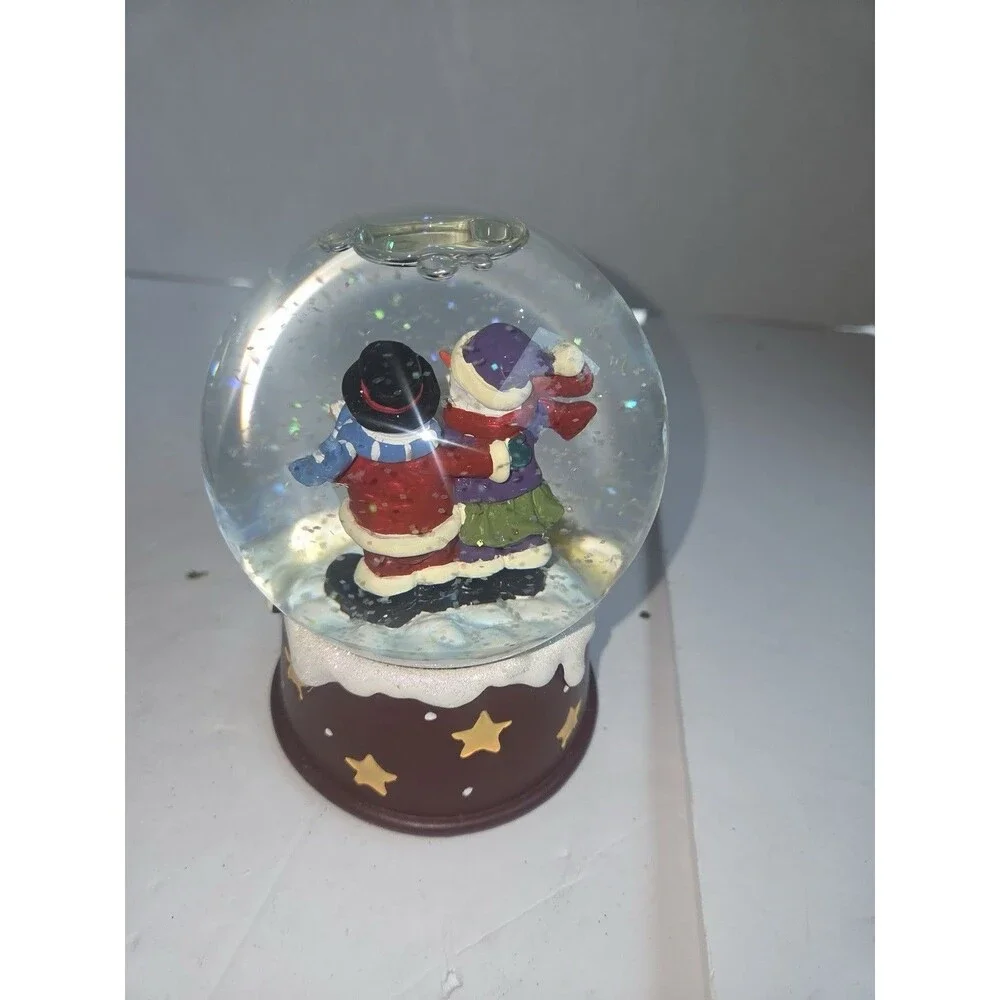 Home for the Holidays Christmas Snowmen Snow Globe